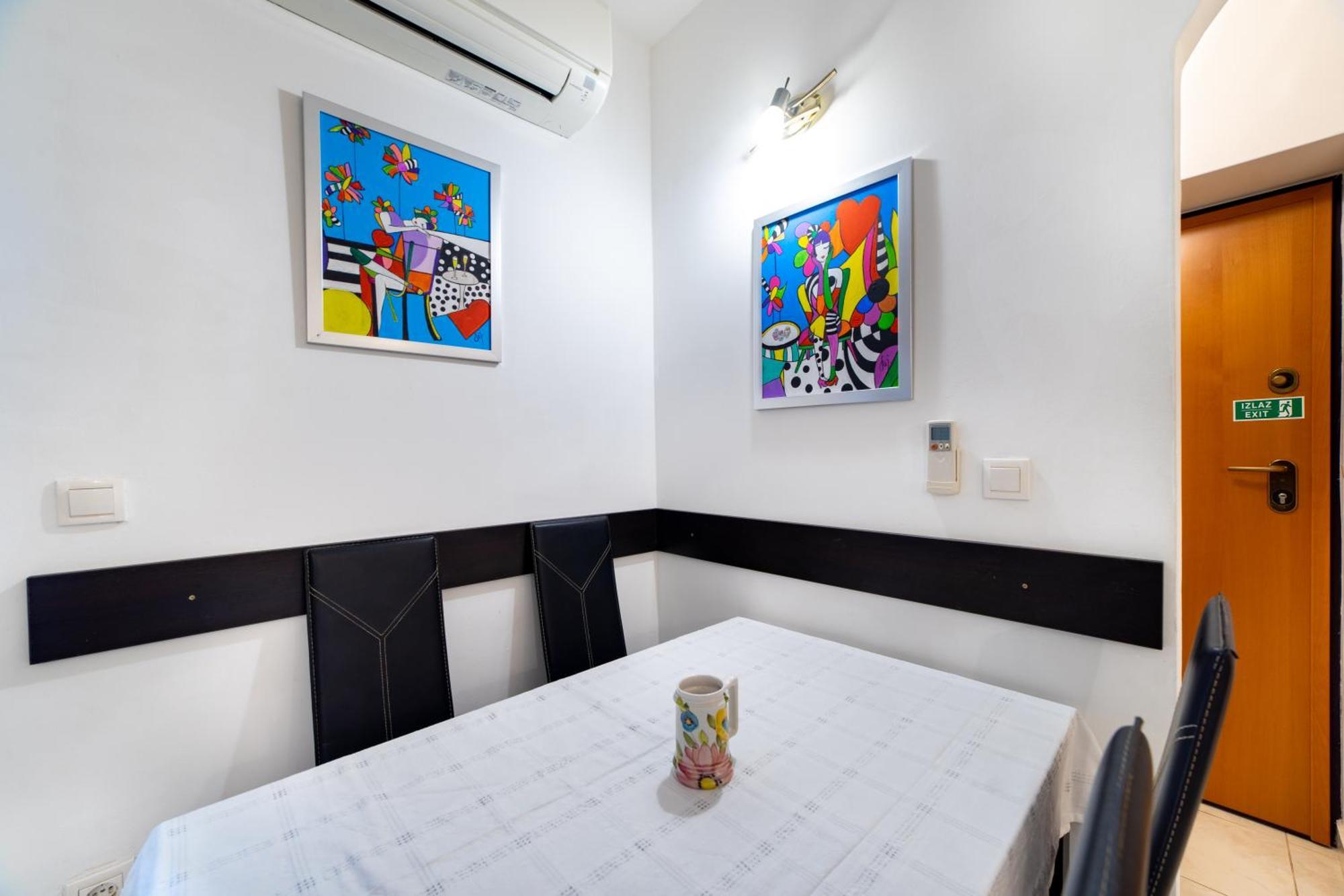 Apartment Happy In Split Center 10 Min Walk From Bacvice Beach ภายนอก รูปภาพ