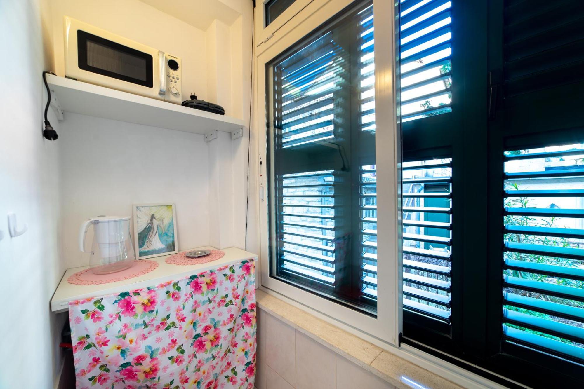 Apartment Happy In Split Center 10 Min Walk From Bacvice Beach ภายนอก รูปภาพ