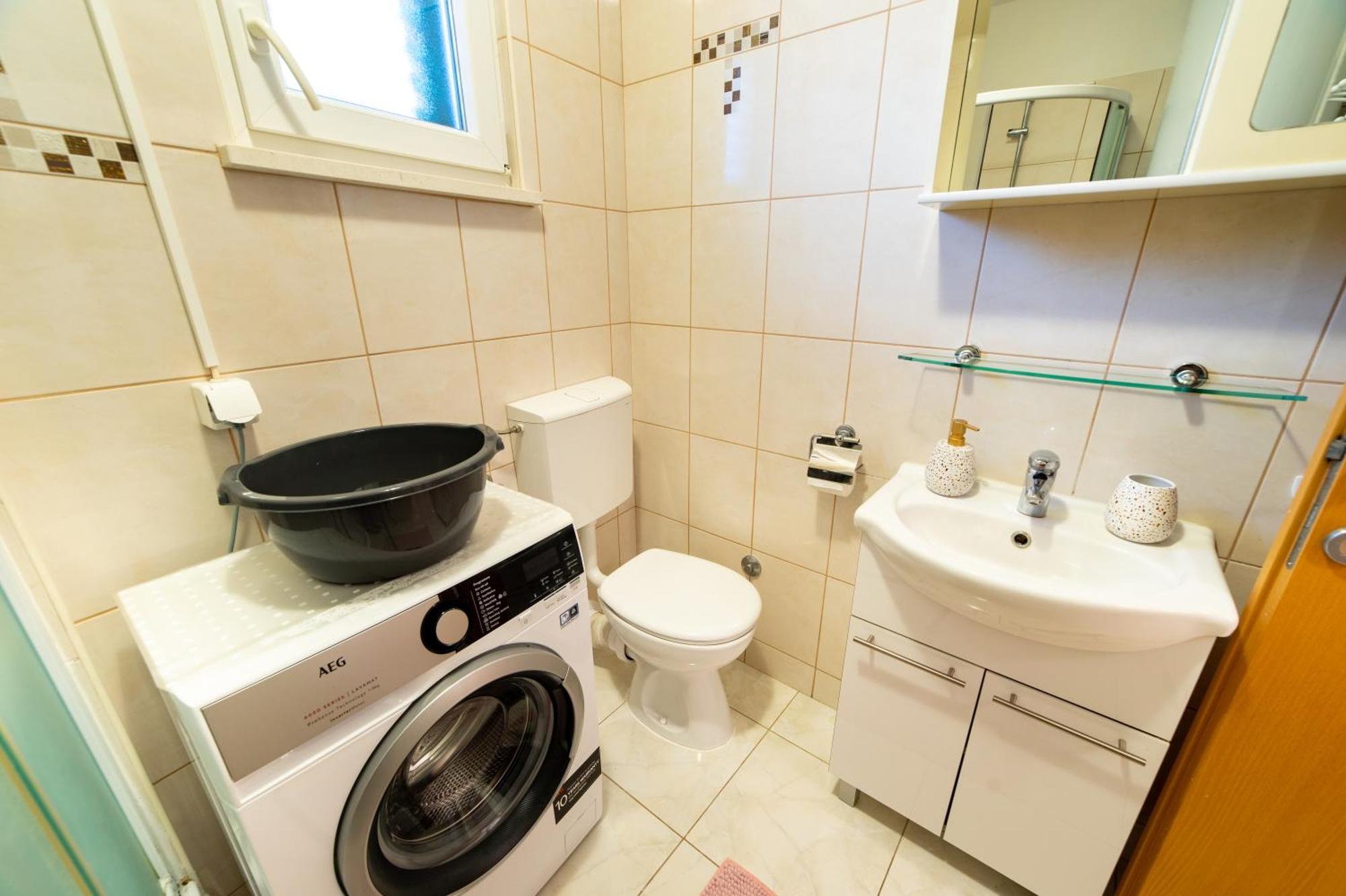 Apartment Happy In Split Center 10 Min Walk From Bacvice Beach ภายนอก รูปภาพ